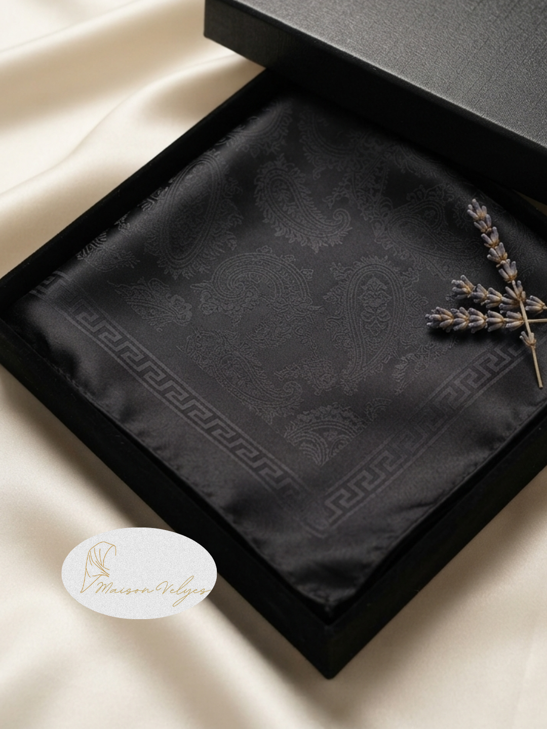 Foulard hellène noir