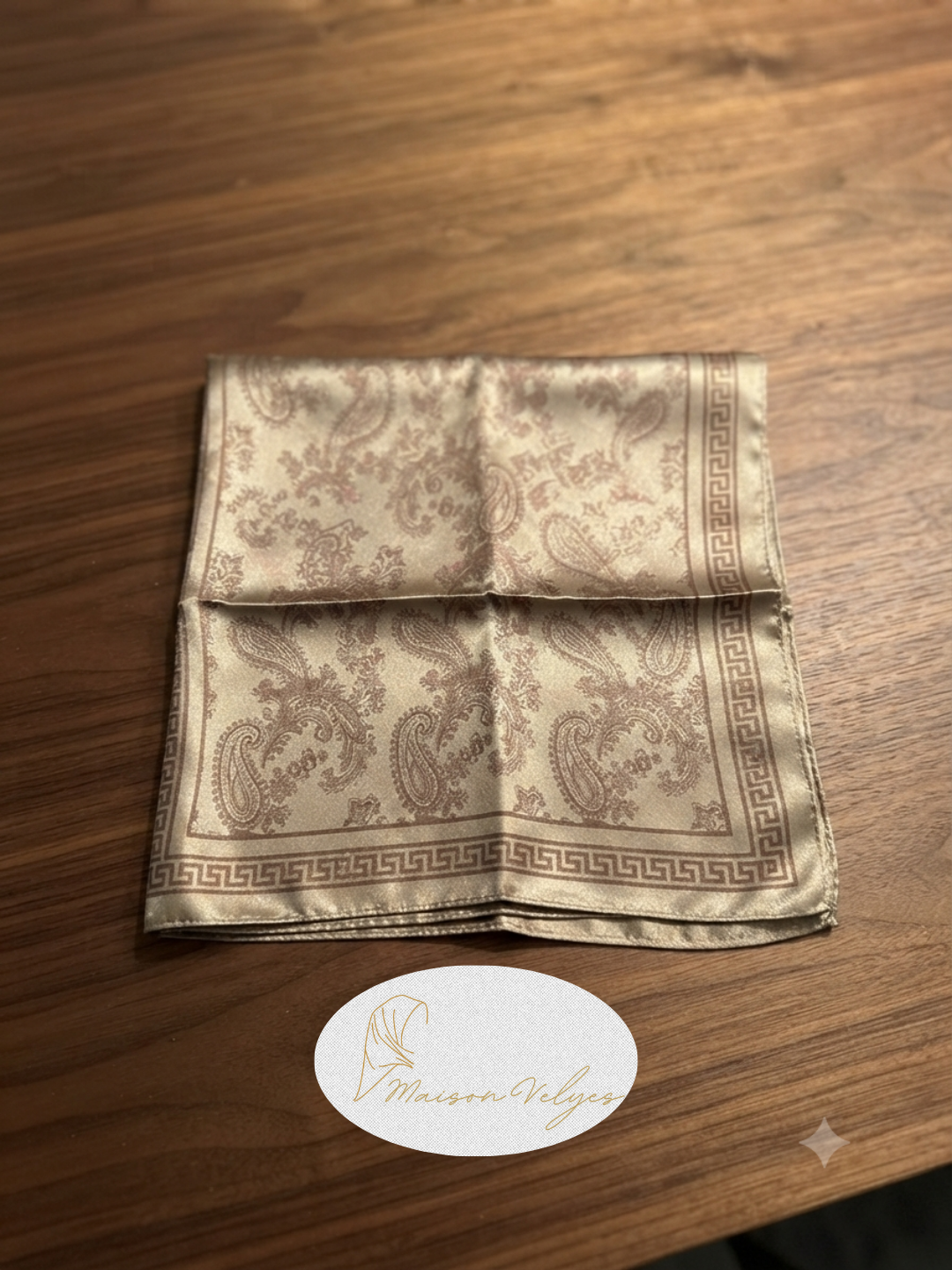 Foulard hellène marron clair